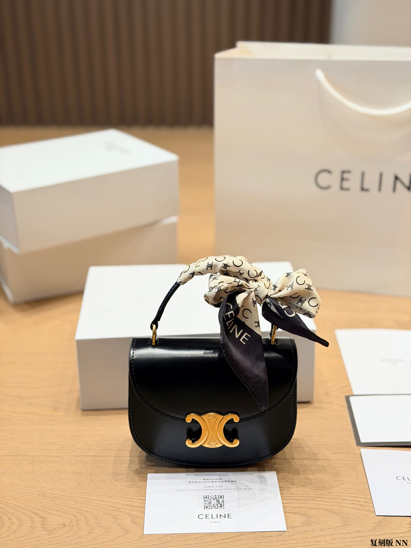 Celine Mini Besace Clea · 6413 — תמונה 11