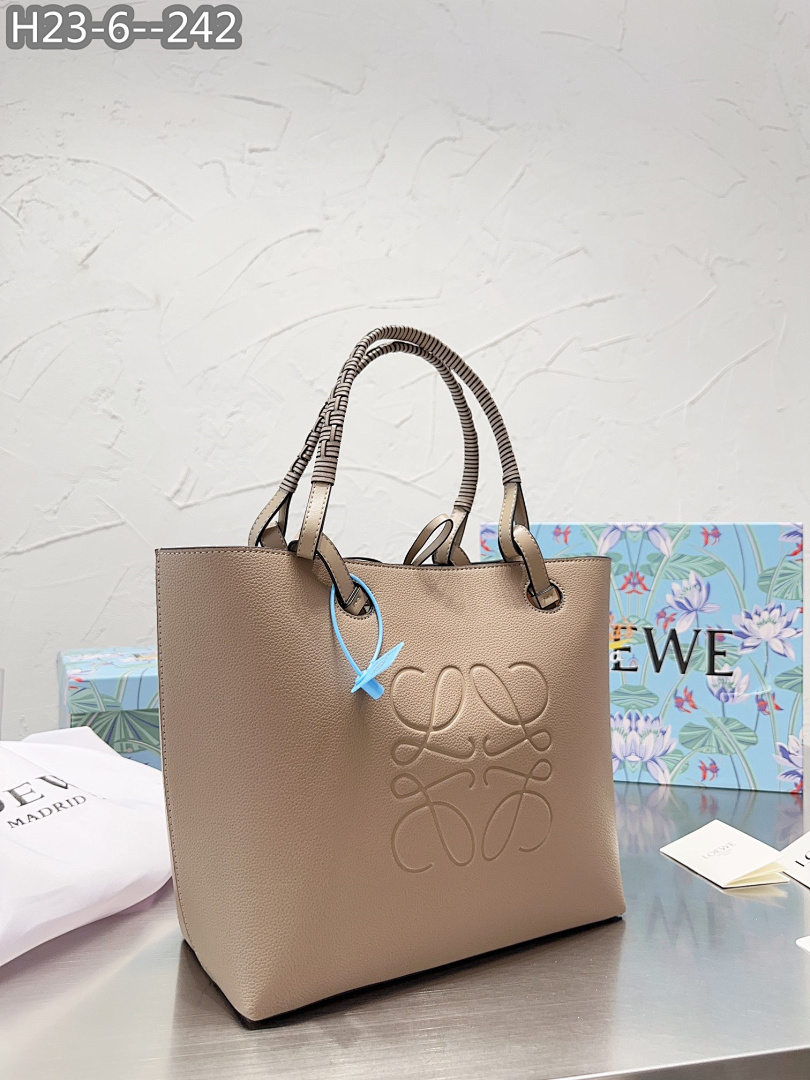 Loewe Anagram Tote · 3475 — תמונה 11
