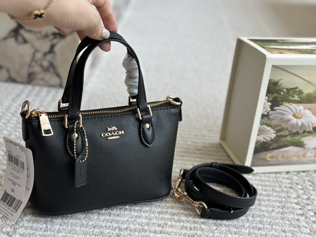 Coach Mini Gallery · 4714 — תמונה 4