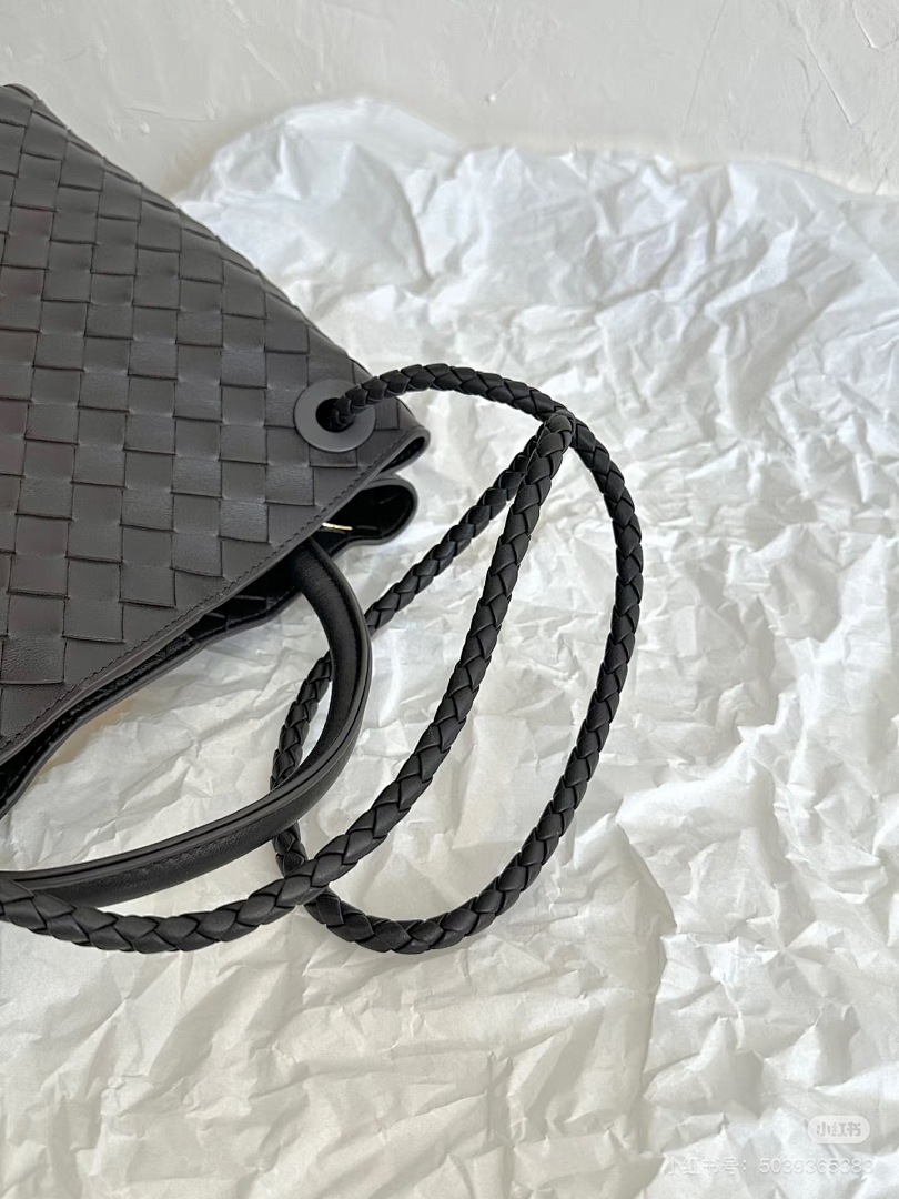 Bottega Veneta Andiamo · 6129 — תמונה 12