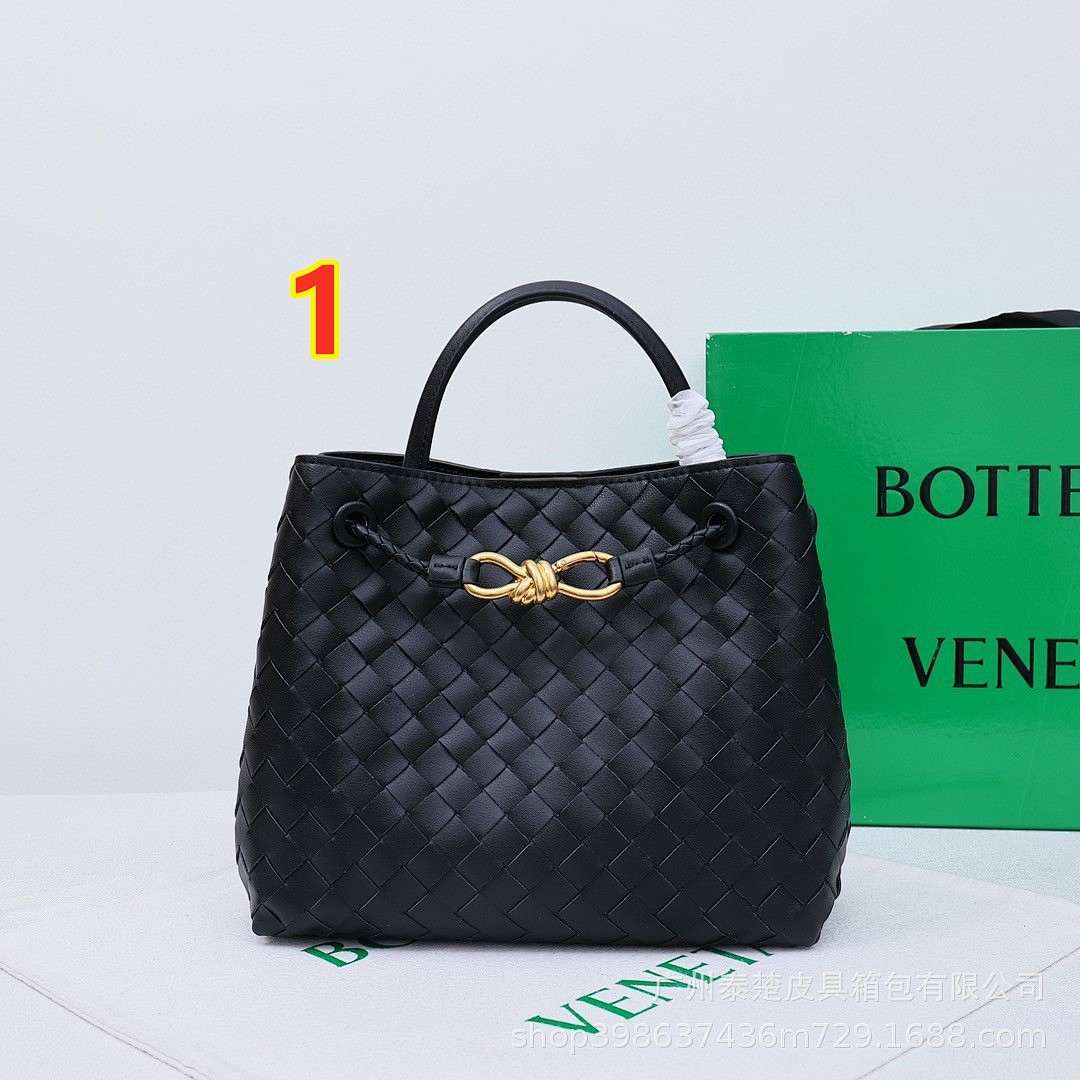 Bottega Veneta Andiamo · 6129 — תמונה 6
