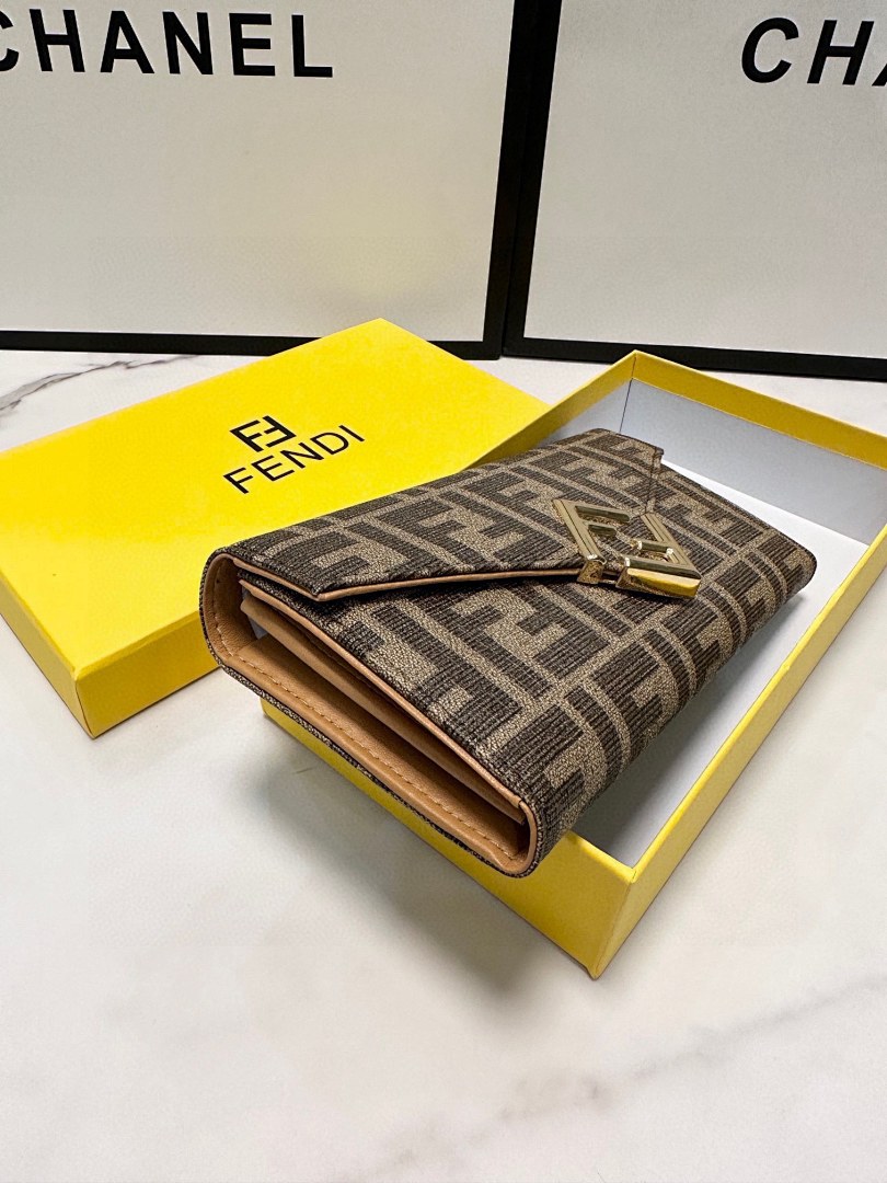 FENDI Continental Wallet · 4676 — תמונה 13