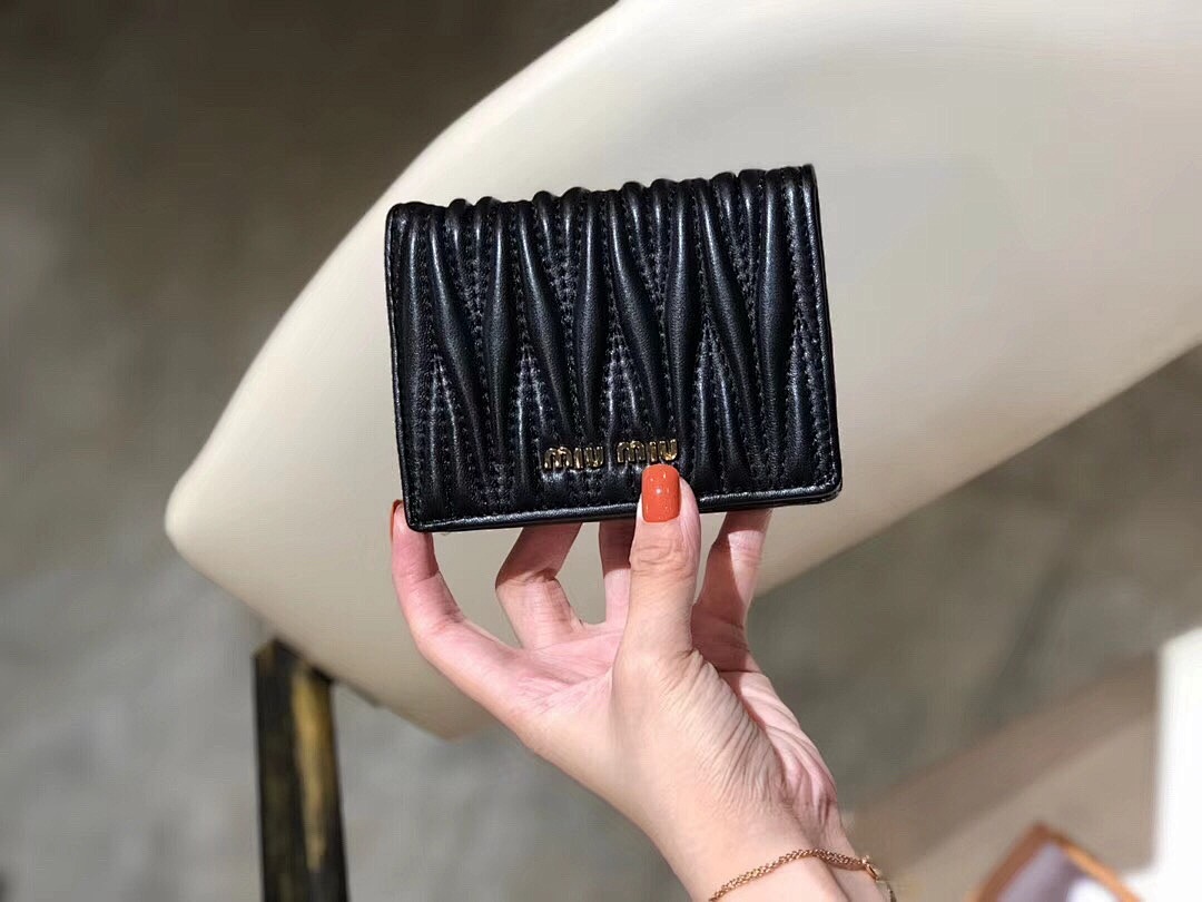 Miu Miu Small Matelassé Nappa Leather Wallet · 5435 — תמונה 4