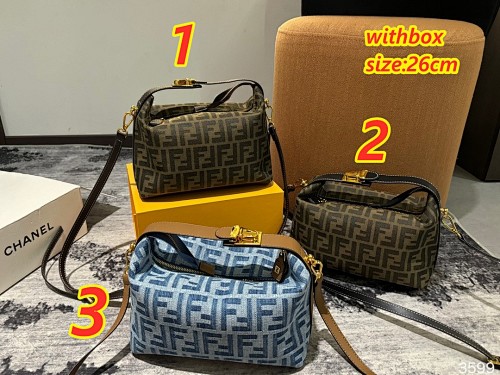 Fendi Baguette · 5002