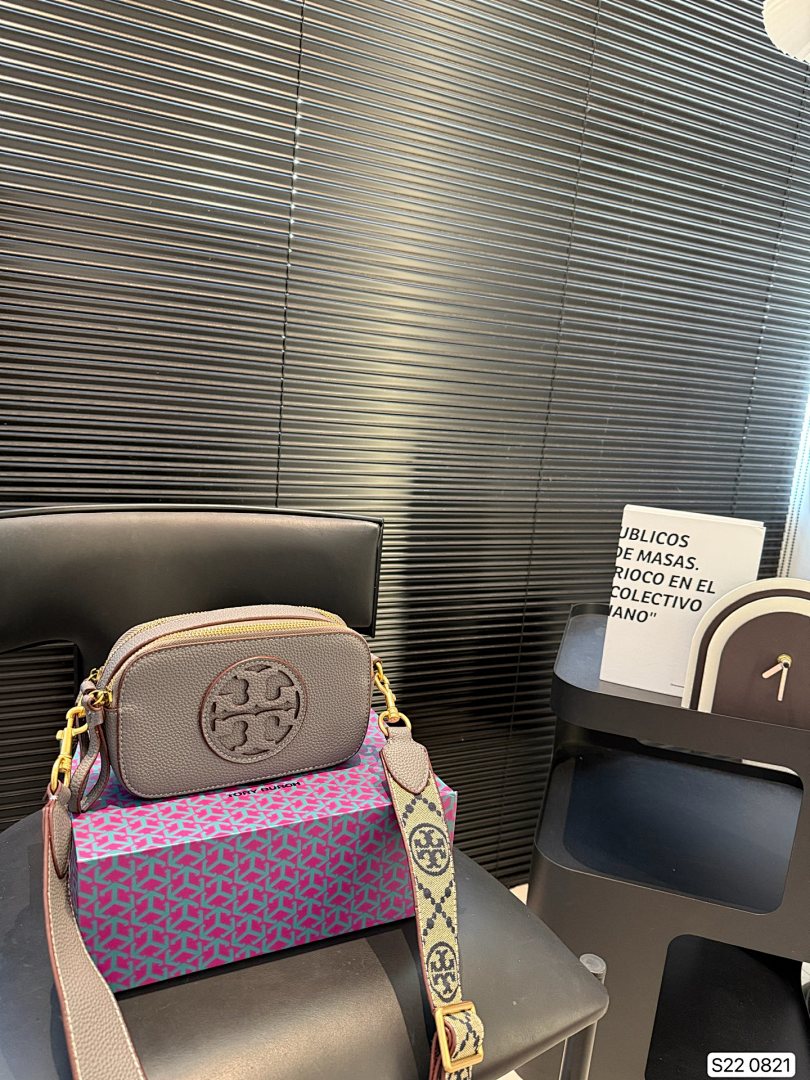 Tory Burch Mini Miller Crossbody Bag · 5664 — תמונה 15