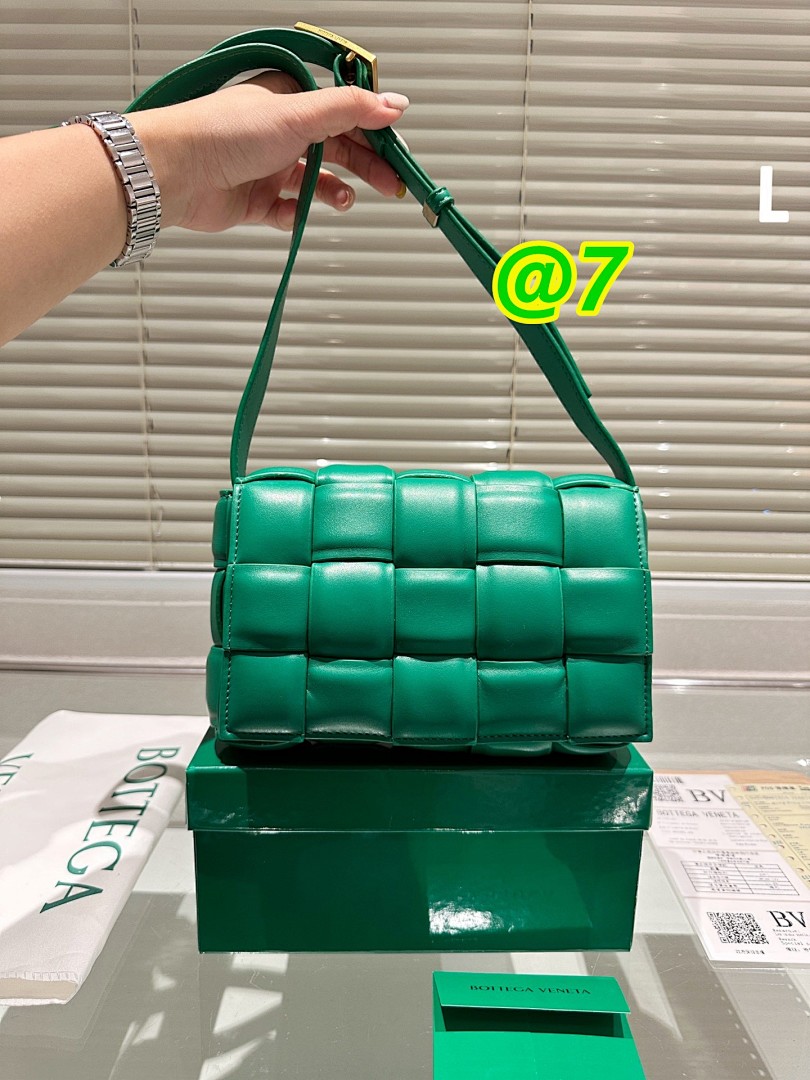 Bottega Veneta Cassette · 4200 — תמונה 4