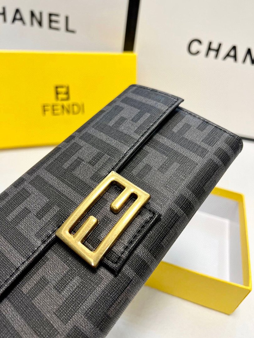 FENDI Continental Wallet · 4676 — תמונה 3