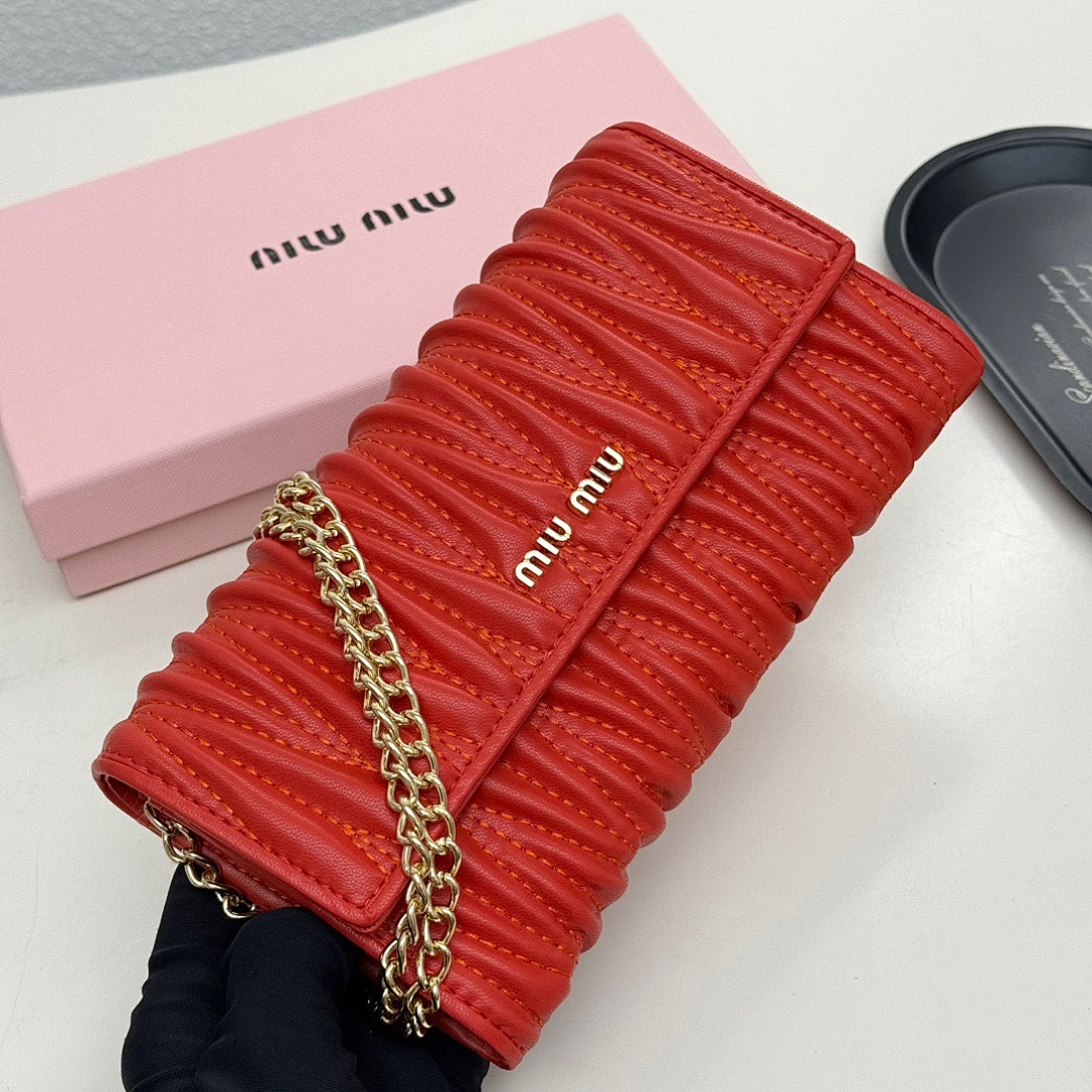 Miu Miu Small Matelassé Nappa Leather Wallet · 5546 — תמונה 18
