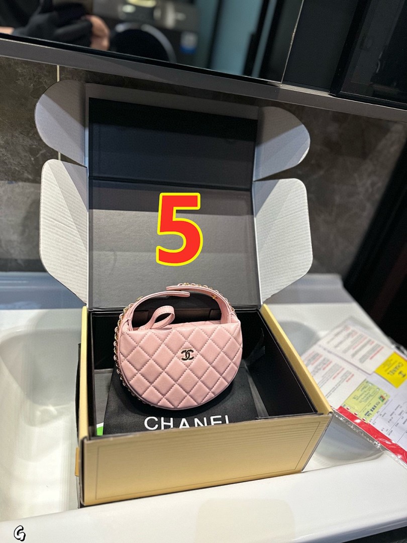 Chanel Chain Around Pouch Hobo · 5542 — תמונה 3