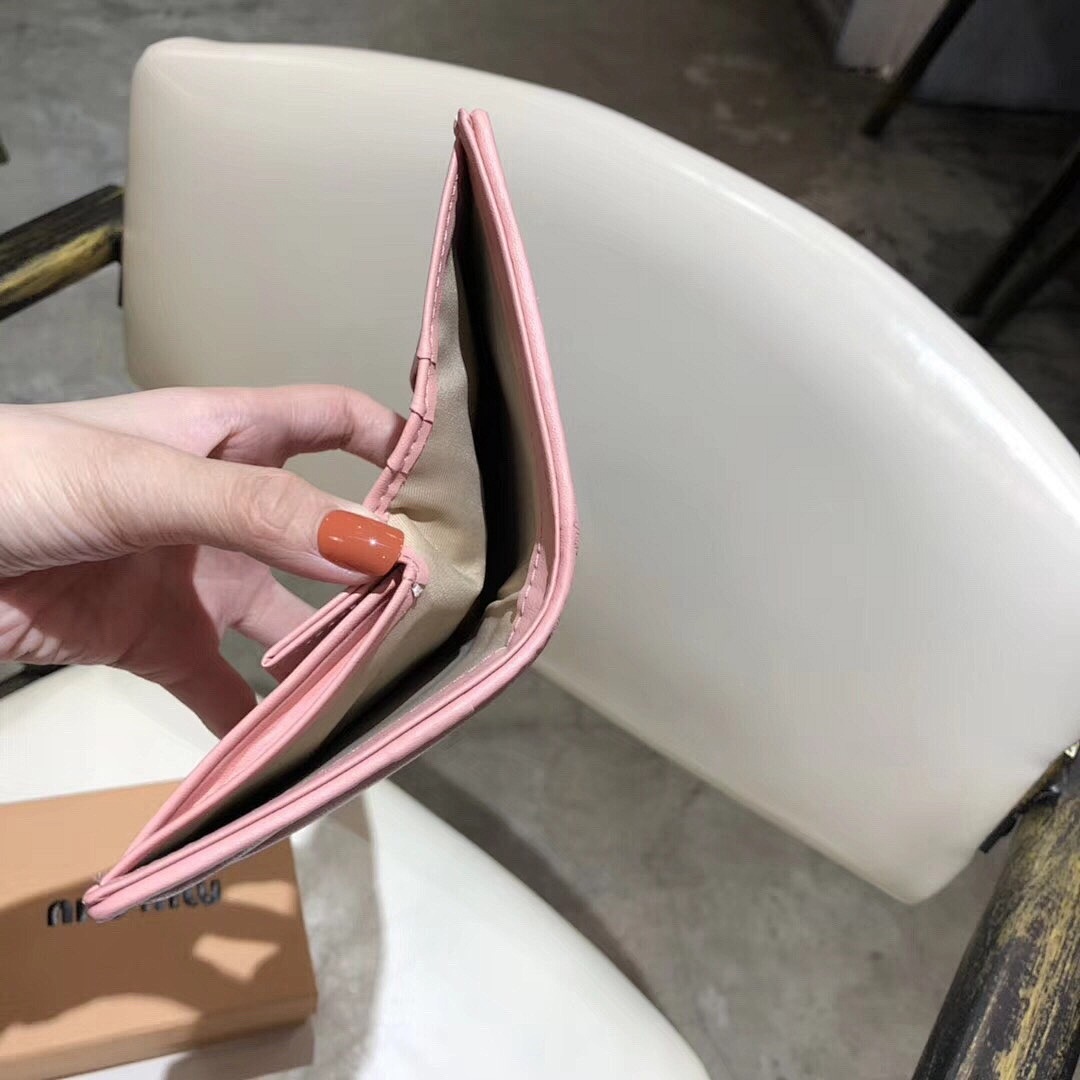 Miu Miu Small Matelassé Nappa Leather Wallet · 5435 — תמונה 13