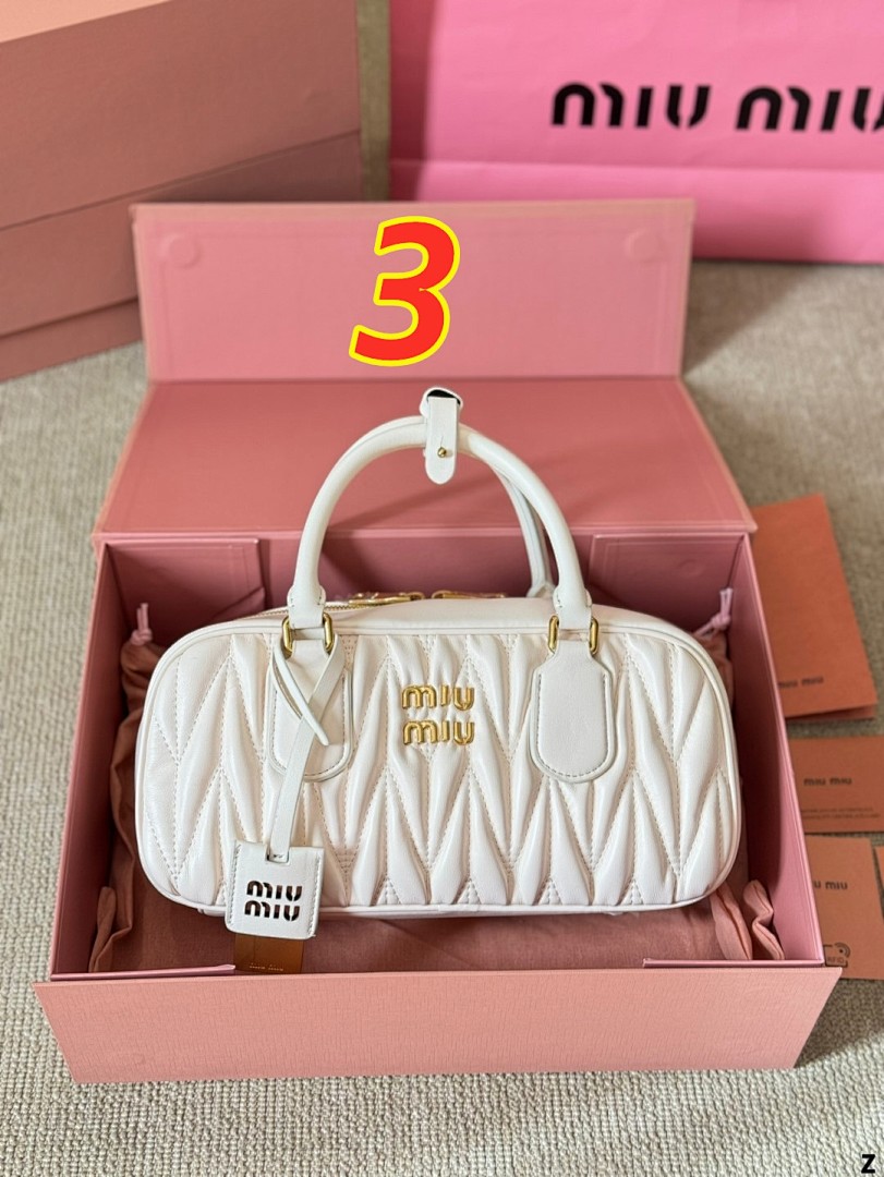 Miu Miu Arcadie · 5200