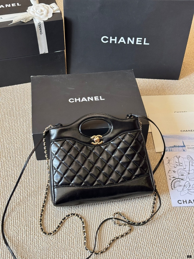 Chanel 31 Shopping Bag · 5426 — תמונה 12