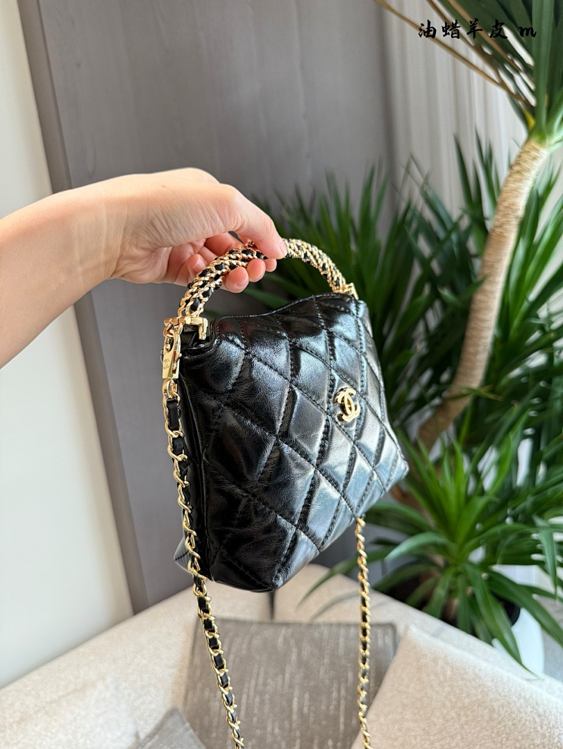 Chanel Small Bucket Bag · 5448 — תמונה 16