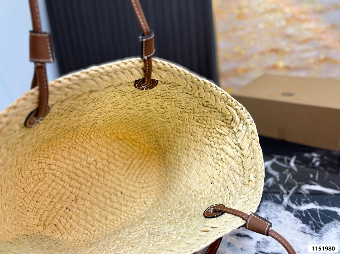 Loewe Anagram Basket Bag · 6234 — תמונה 2