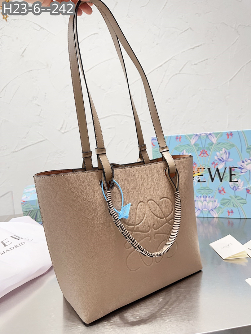 Loewe Anagram Tote · 3475 — תמונה 10