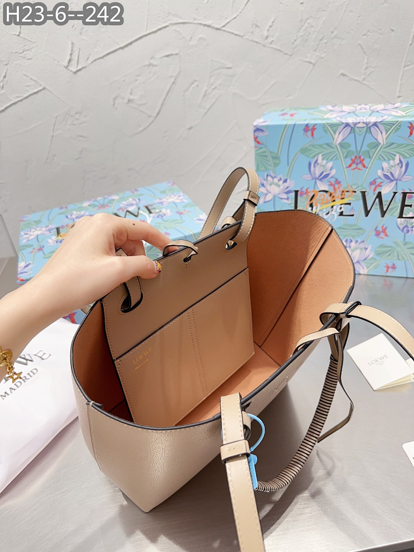 Loewe Anagram Tote · 3475 — תמונה 3
