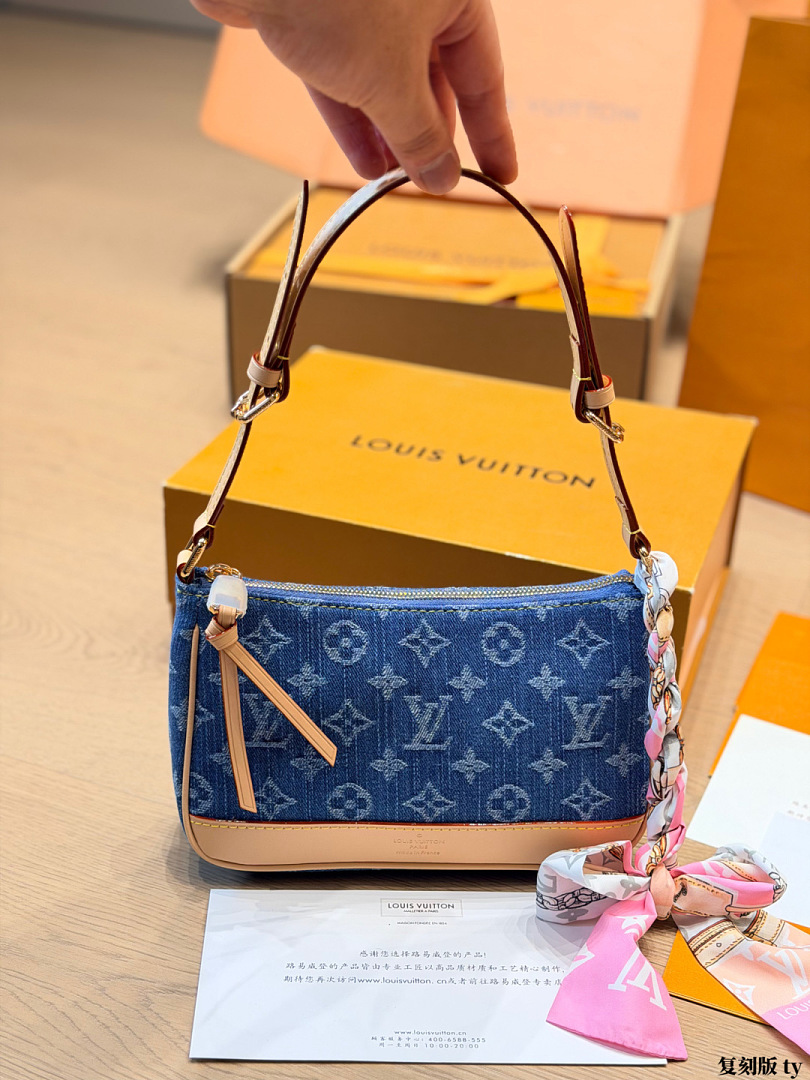 Louis Vuitton Boulogne PM Monogram · 6412 — תמונה 11