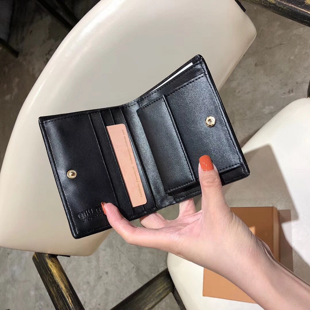 Miu Miu Small Matelassé Nappa Leather Wallet · 5435 — תמונה 7