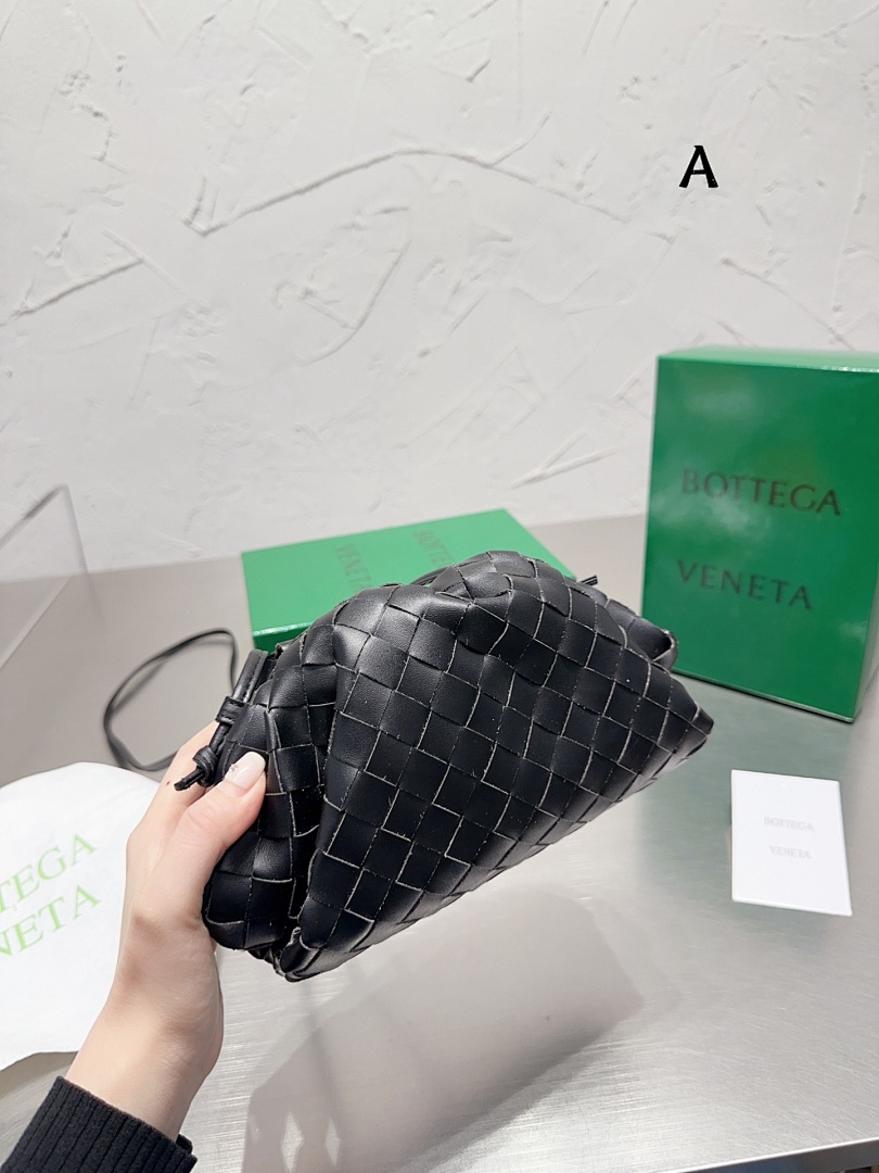 Bottega Veneta The Mini Pouch · 4342 — תמונה 12