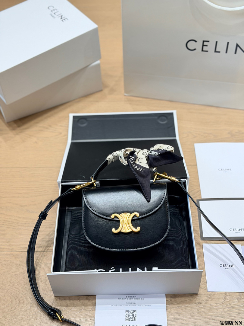 Celine Mini Besace Clea · 6413 — תמונה 16