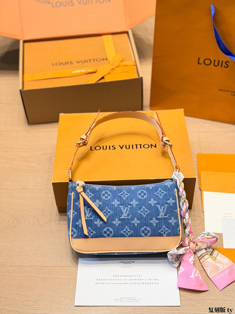 Louis Vuitton Boulogne PM Monogram · 6412 — תמונה 12