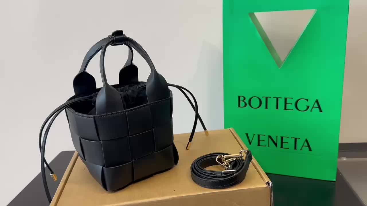 Bottega Veneta — תיק כתף · 4965 — תמונה 2