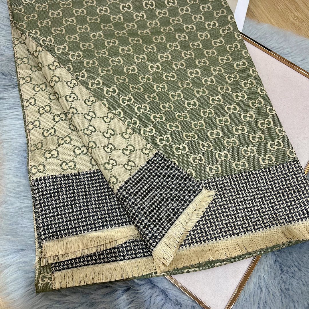 GUCCI 21.99$ code 391-9623-T