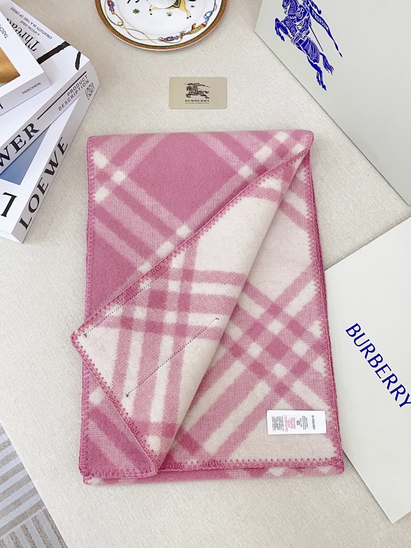 Burberry Check Wool Hooded Scarf · 5863 — תמונה 23