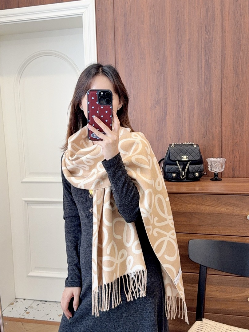 LOEWE Anagram Scarf · 5856 — תמונה 7