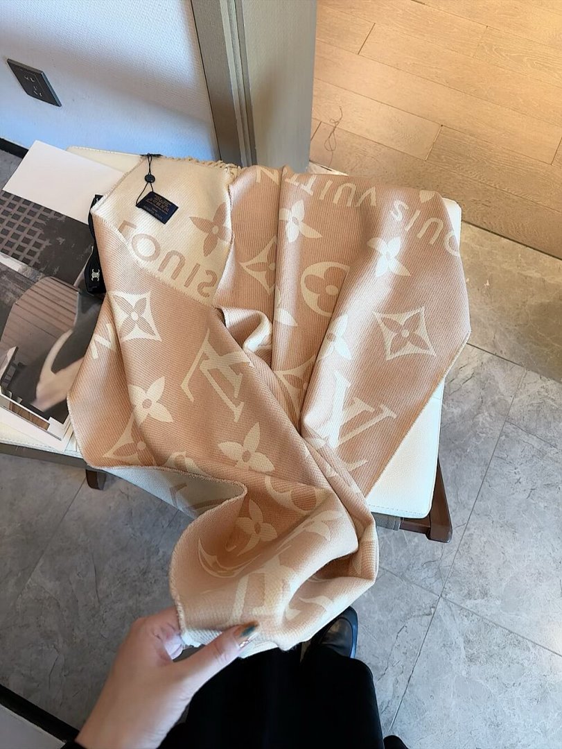 Louis Vuitton — צעיף · 5874 — תמונה 7