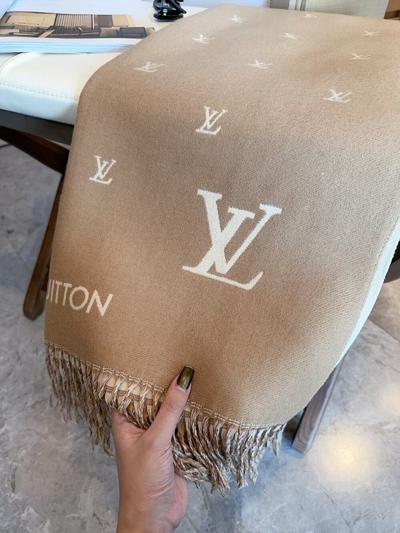 Louis Vuitton — צעיף · 5873 — תמונה 17