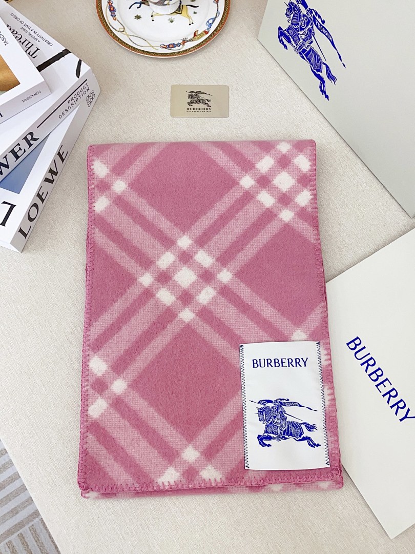 Burberry Check Wool Hooded Scarf · 5863 — תמונה 24