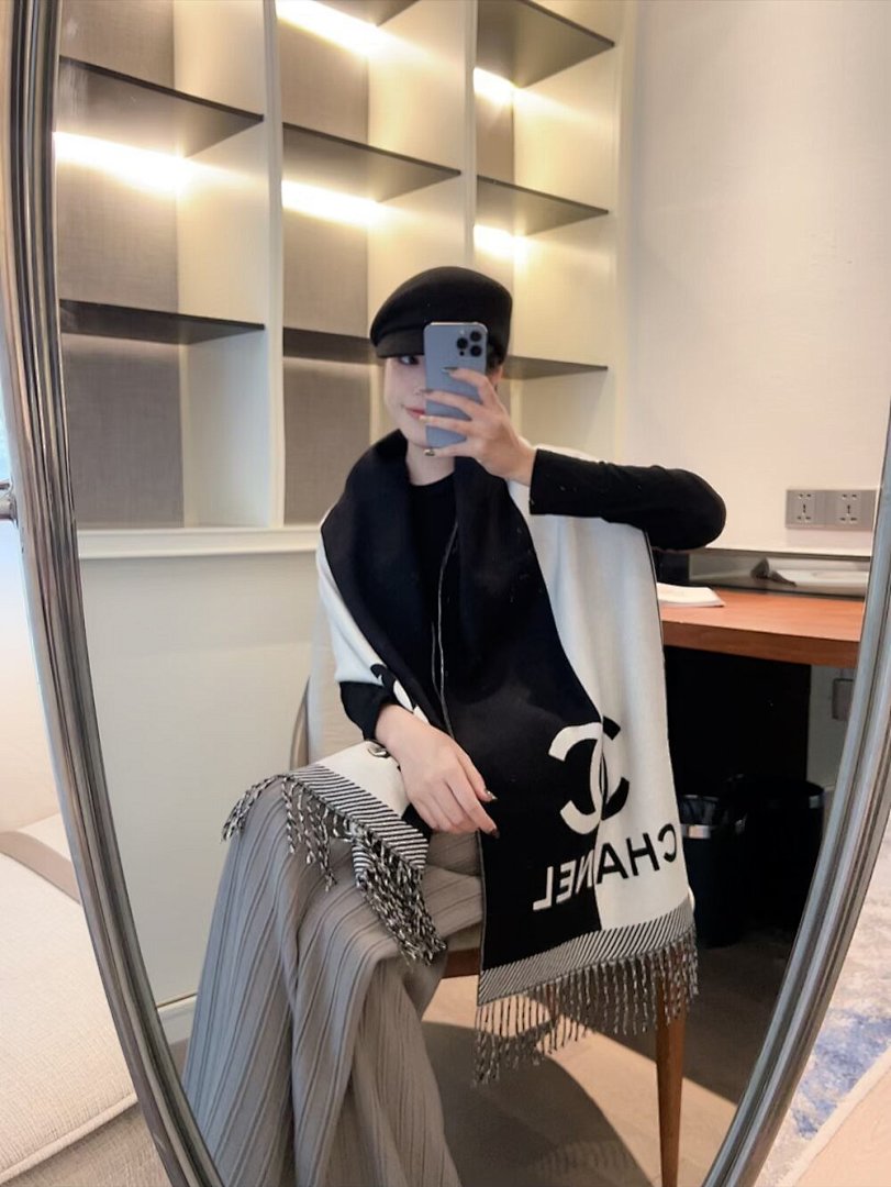 Chanel — צעיף · 5860 — תמונה 15