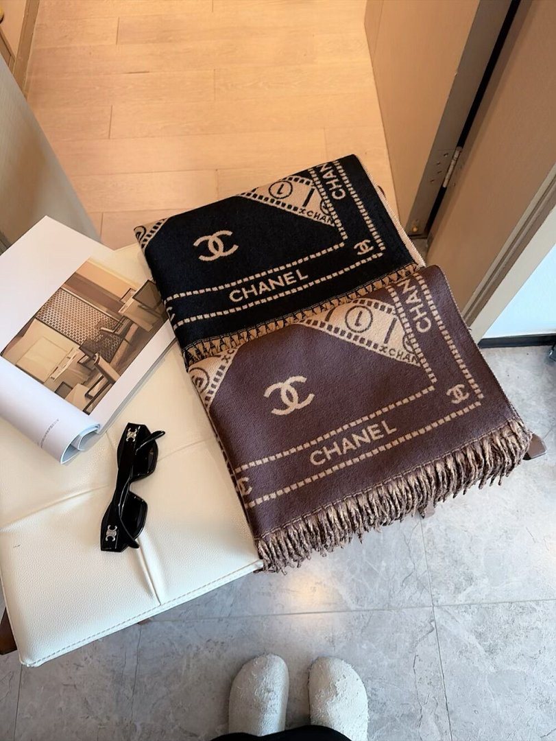 Chanel Cashmere Scarf · 5868 — תמונה 4