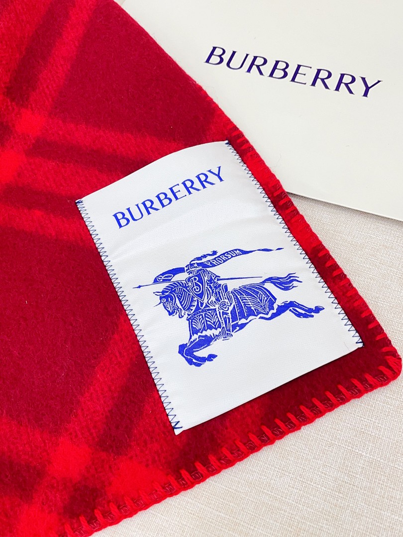 Burberry Check Wool Hooded Scarf · 5863 — תמונה 17