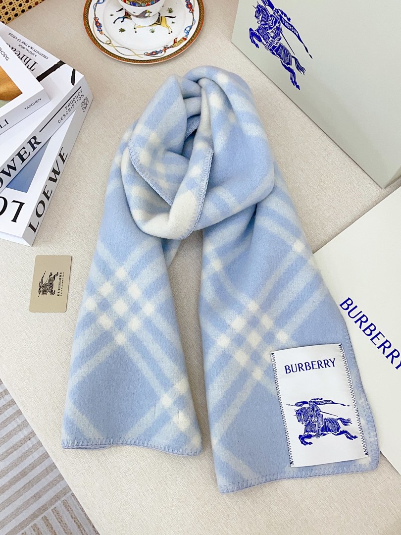 Burberry Check Wool Hooded Scarf · 5863 — תמונה 28