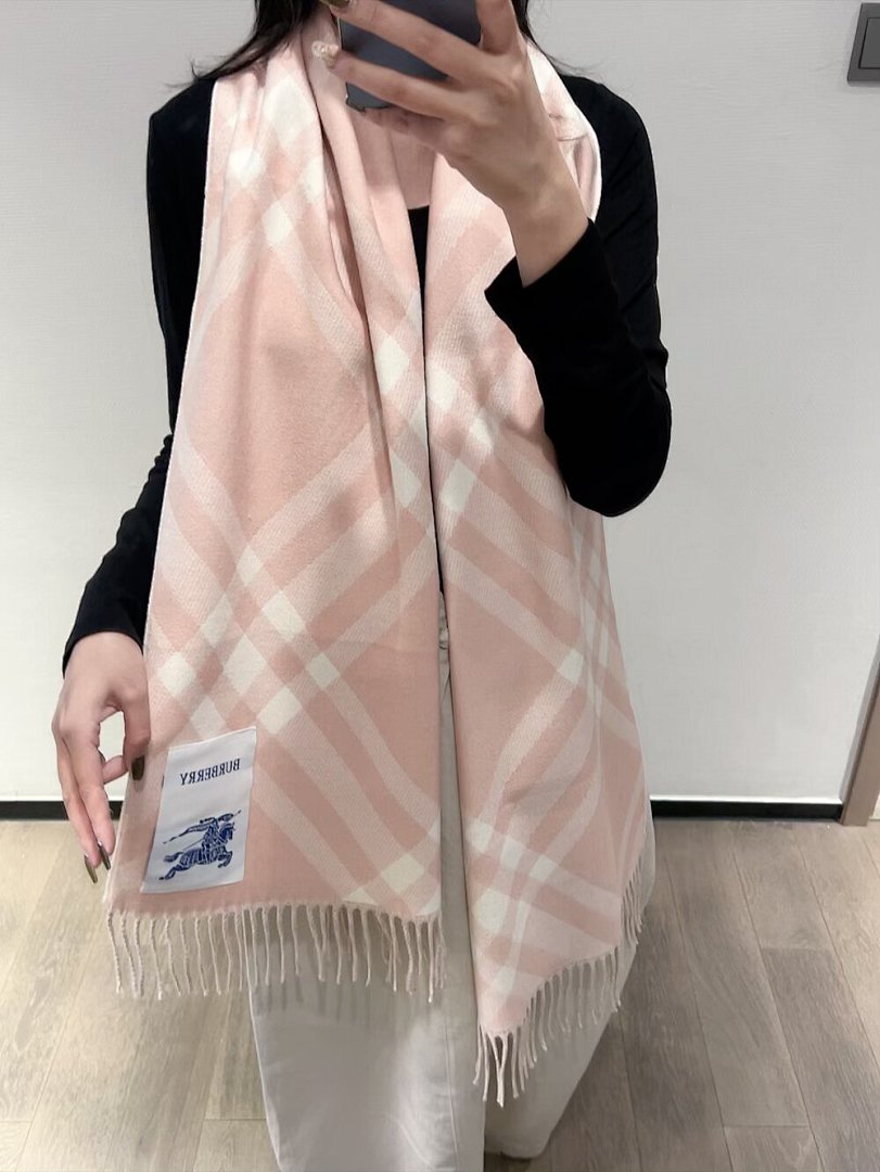 Burberry Check Cashmere Scarf Finch Brown · 5859 — תמונה 13