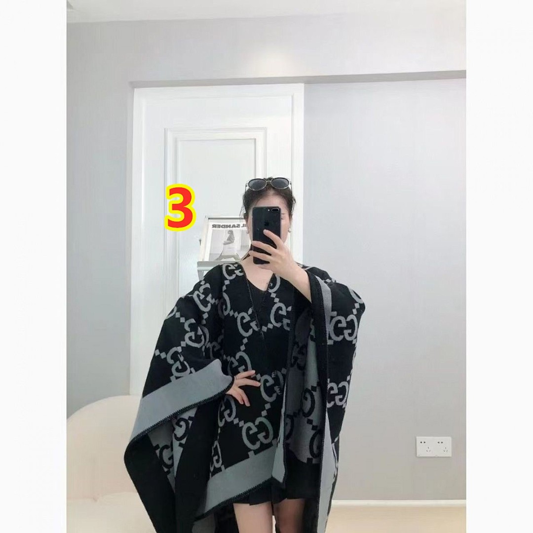 Fendi FF Poncho · 5945 — תמונה 5