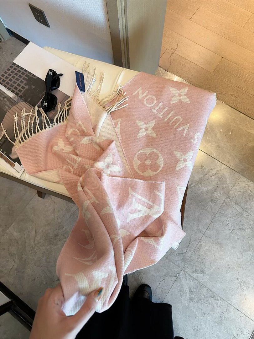 Louis Vuitton — צעיף · 5874 — תמונה 11