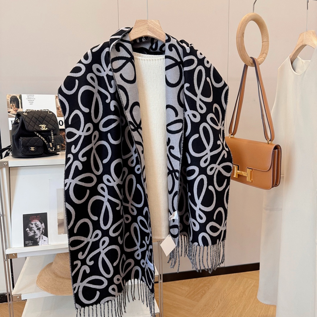 LOEWE Anagram Scarf · 5856 — תמונה 17