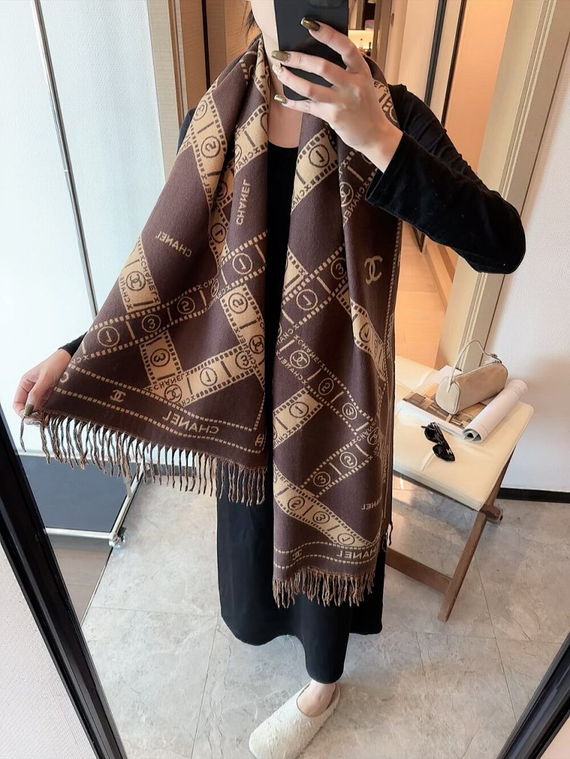 Chanel Cashmere Scarf · 5868 — תמונה 5