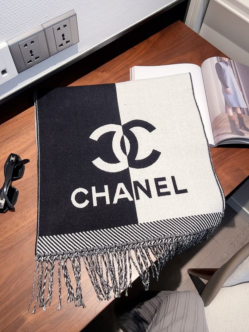 Chanel — צעיף · 5860 — תמונה 13