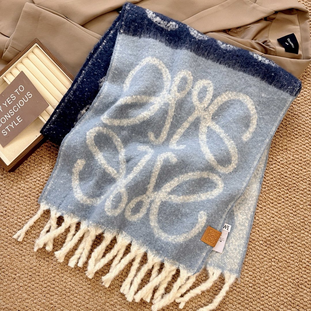 Loewe Anagram Scarf · 5864 — תמונה 7