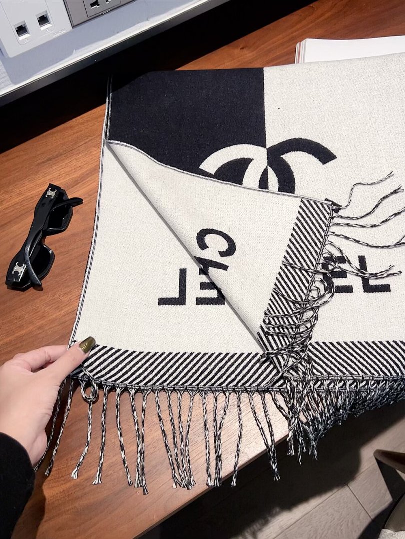 Chanel — צעיף · 5860 — תמונה 12