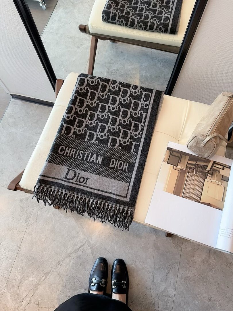 Dior Oblique Scarf · 5866 — תמונה 12