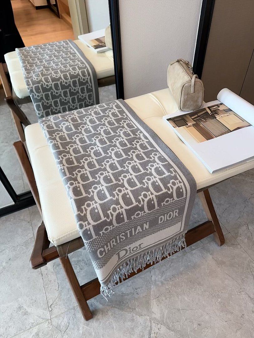 Dior Oblique Scarf · 5866 — תמונה 8