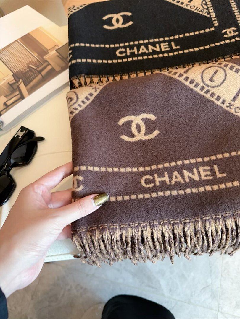 Chanel Cashmere Scarf · 5868 — תמונה 3