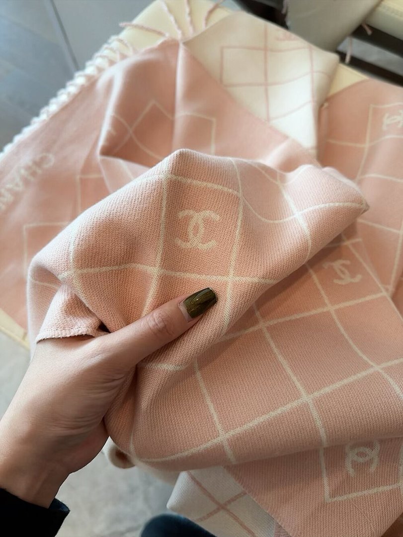 Chanel — צעיף · 5861 — תמונה 25