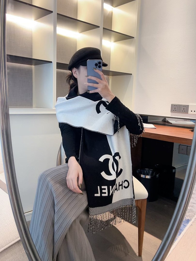 Chanel — צעיף · 5860
