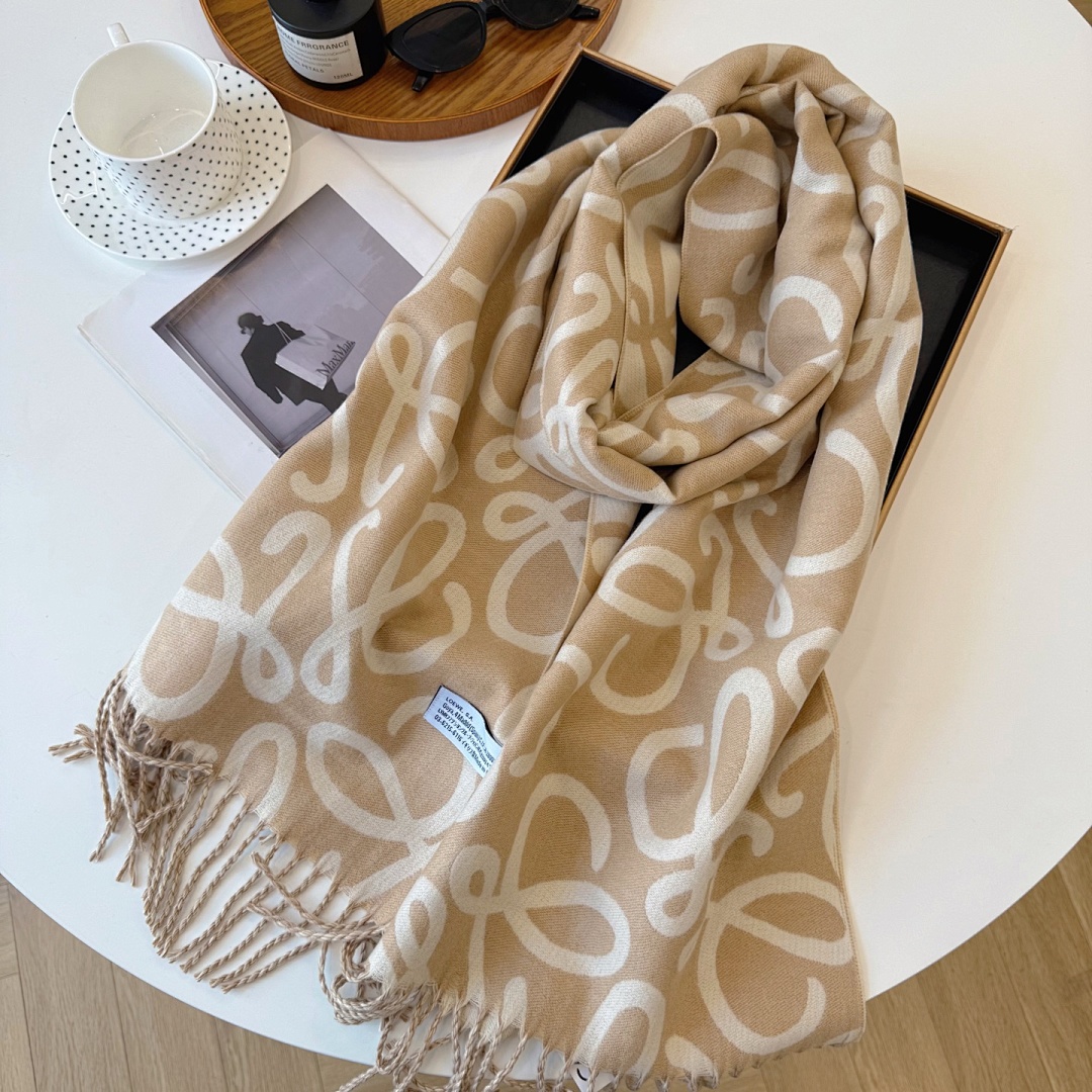 LOEWE Anagram Scarf · 5856 — תמונה 9